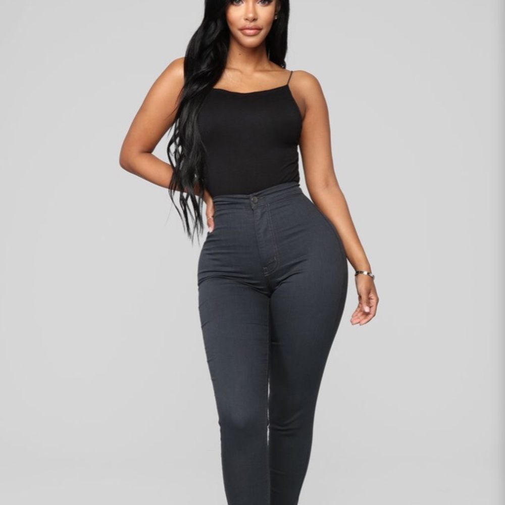 FASHION NOVA JEANS